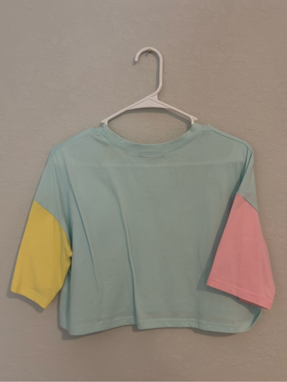 Pastel Colorblock Cropped Tee with Yellow and Pink Sleeves